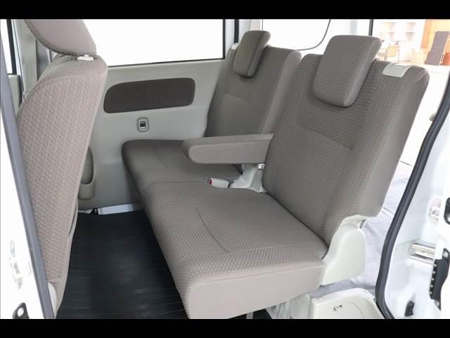 エブリイ ジョインターボ　前後ブレーキサポート　キーレスキー　前後ドラレコ　純正ＣＤオーディオ　ＡＢＳ　Ｗエアバック　プライバシーガラス　禁煙車　オートライト　アームレスト　Ｐセンサー　オーバーヘッドコンソール（13枚目）