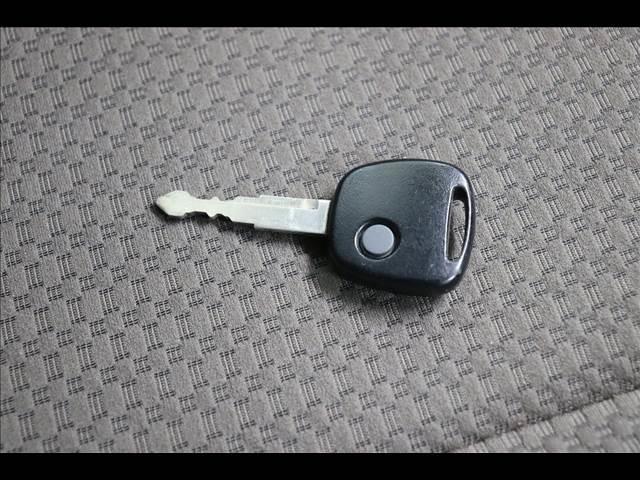 エブリイ ジョインターボ　前後ブレーキサポート　キーレスキー　前後ドラレコ　純正ＣＤオーディオ　ＡＢＳ　Ｗエアバック　プライバシーガラス　禁煙車　オートライト　アームレスト　Ｐセンサー　オーバーヘッドコンソール（33枚目）