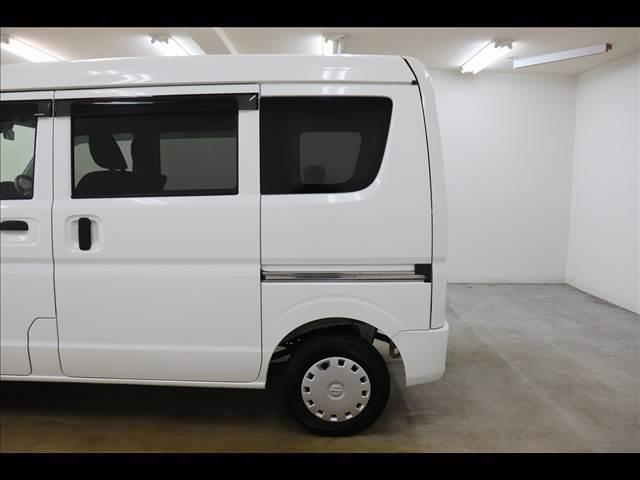 エブリイ ジョインターボ　前後ブレーキサポート　キーレスキー　前後ドラレコ　純正ＣＤオーディオ　ＡＢＳ　Ｗエアバック　プライバシーガラス　禁煙車　オートライト　アームレスト　Ｐセンサー　オーバーヘッドコンソール（50枚目）