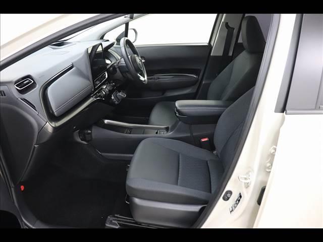 アクア Ｚ　１０．５型ナビ　ＴＶ　全周囲カメラ　ＢＳＭ　１０．５インチディスプレイオーディオ　ナビ　フルセグＴＶ　Ｂｌｕｅｔｏｏｔｈ　全周囲カメラ　レーダークルーズ　禁煙車　クリアランスソナー　ＥＴＣ　前後ドラレコ　ＬＥＤオートライト　ハイブリッド　ＢＳＭ（42枚目）