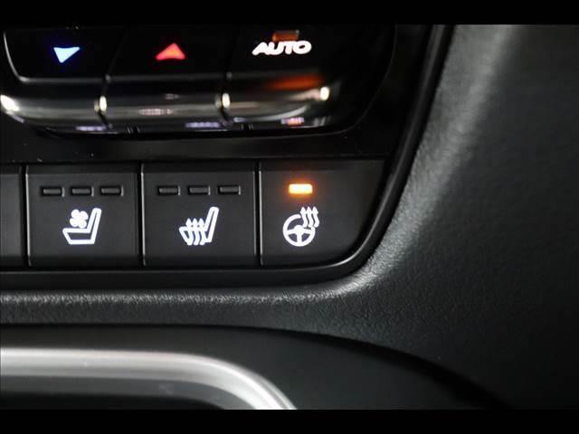 CX-60 XD エクスクルーシブモード サンルーフ 全周囲カメラ 黒革シート ベンチレーション ステアリングヒーター 禁煙車 ディーゼルターボ フルセグTV Bluetooth クリアランスソナー レーダークルーズ BSM(4枚目)