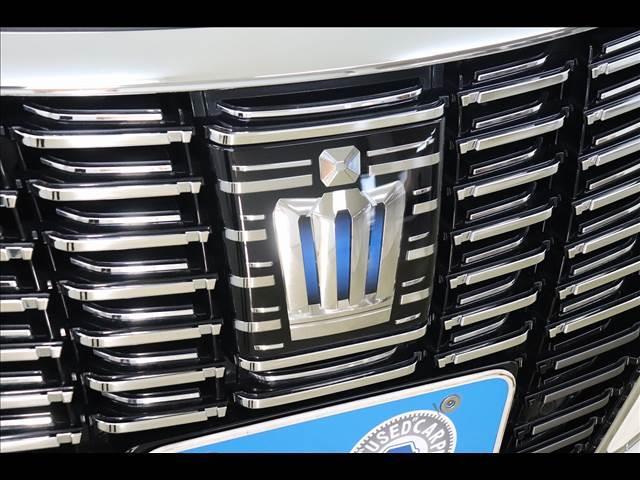 クラウンハイブリッド ロイヤルサルーン　レーダークルーズ　シートヒーター　プリクラッシュセーフティ　レーダークルーズ　純正ナビ　フルセグＴＶ　Ｂｌｕｅｔｏｏｔｈ　バックカメラ　ＥＴＣ　クリアランスソナー　禁煙車　シートヒーター　ステアリングヒーター　ハイブリッド（2枚目）