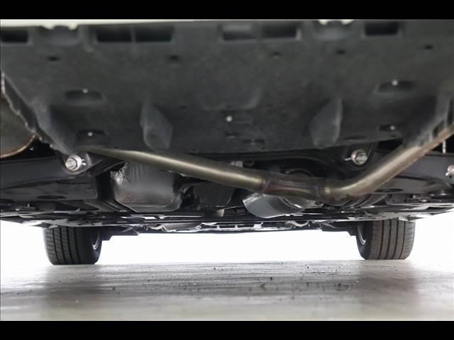 クラウンハイブリッド ロイヤルサルーン　レーダークルーズ　シートヒーター　プリクラッシュセーフティ　レーダークルーズ　純正ナビ　フルセグＴＶ　Ｂｌｕｅｔｏｏｔｈ　バックカメラ　ＥＴＣ　クリアランスソナー　禁煙車　シートヒーター　ステアリングヒーター　ハイブリッド（60枚目）