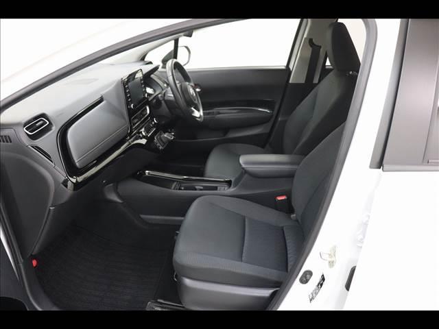 アクア Ｇ　全周囲カメラ　ＢＳＭ　ＡＣＣ　全周囲カメラ　純正ナビ　レーダークルーズ　レーンキープアシスト　クリアランスソナー　ＥＴＣ　ＬＥＤヘッドライト　ディスプレイオーディオ　ＢＳＭ　スマートキー　ハイブリッド（12枚目）