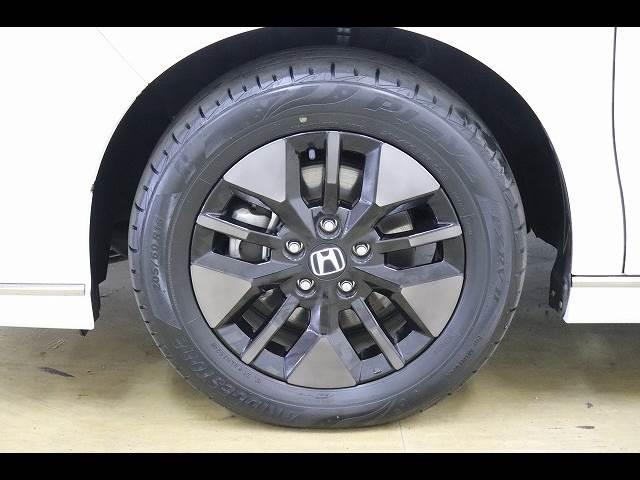 ステップワゴン ｅ：ＨＥＶ　ＳＰＡＤＡ　後席モニター　９型ナビ　純正９型ナビ　フルセグＴＶ　Ｂｌｕｅｔｏｏｔｈ　ＢＳＭ　１５．６型後席モニター　両側パワースライド　シートヒーター　クリアランスソナー　パワーバックドア　禁煙車　レーダークルーズ（24枚目）