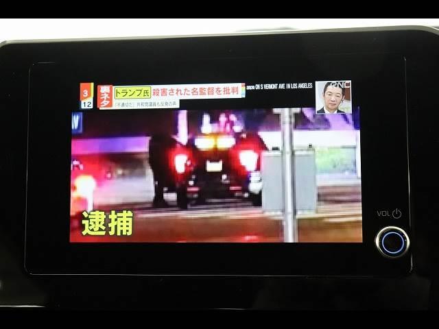 ノア ＨＹＢＲＩＤ　Ｓ－Ｇ　７人　ＴＶ　ＤＶＤ再生　ＡＣ１００Ｖ　ディスプレイオーディオ　フルセグＴＶ　ＤＶＤ再生　両側パワースライド　アダプティブクルーズ　前後ドラレコ　衝突被害軽減ブレーキ　クリアランスソナー　バックカメラ　ＥＴＣ　ハイブリッド　禁煙車（3枚目）