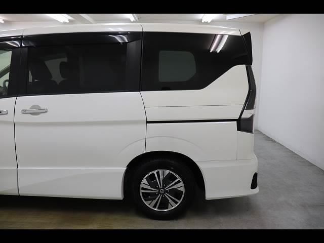 セレナ ｅ－ＰＯＷＥＲ　ハイウェイスターＶ　後席モニター　１０型ナビ　後席フリップダウンモニター　１０型ナビ　フルセグＴＶ　Ｂｌｕｅｔｏｏｔｈ　全周囲カメラ　ＢＳＭ　クリアランスソナー　両側パワースライド　ＬＥＤオートライト　ＥＴＣ　スマートキー　ハイブリッド（50枚目）