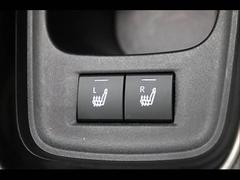 １０．５型ナビ　フルセグＴＶ　Ｂｌｕｅｔｏｏｔｈ　全周囲カメラ　クリアランスソナー　ＥＴＣ　レーダークルーズ　ＢＳＭ　シートヒーター　ステアリングヒーター　禁煙車　４ＷＤ　衝突被害軽減ブレーキ 5
