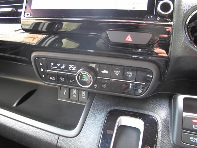 Ｎ－ＢＯＸカスタム Ｌ　純正８インチナビフルセグＴＶ　ＶＸＵ－２２７ＮＢｉ　バックカメラ　ドラレコ　左側パワースライドドア　ＬＥＤヘッドライト　ホンダセンシング　ビルトインＥＴＣ　フロント席シートヒーター　禁煙車（14枚目）