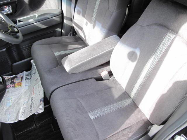 Ｎ－ＢＯＸカスタム Ｌ　純正８インチナビフルセグＴＶ　ＶＸＵ－２２７ＮＢｉ　バックカメラ　ドラレコ　左側パワースライドドア　ＬＥＤヘッドライト　ホンダセンシング　ビルトインＥＴＣ　フロント席シートヒーター　禁煙車（17枚目）