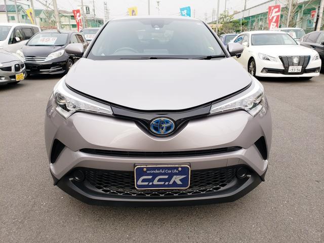 Ｃ－ＨＲ Ｓ　メモリーナビ・フルセグ・ＣＤ／ＤＶＤ再生・Ｂｌｕｅｔｏｏｔｈ・ＳＤ録音・バックカメラ・ＥＴＣ・クルーズコントロール・ＬＥＤライト・オートライト・オートハイビーム・スマートキー・プッシュスタート（2枚目）