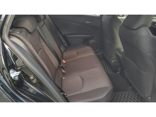 プリウス Sセーフティプラス メモリーナビ・フルセグ・CD/DVD再生・Bluetooth・バックカメラ・オートクルーズ・社外アルミ15インチ・LEDライト・フォグ・オートライト・オートハイビーム・スマートキー・プッシュスタート(24枚目)