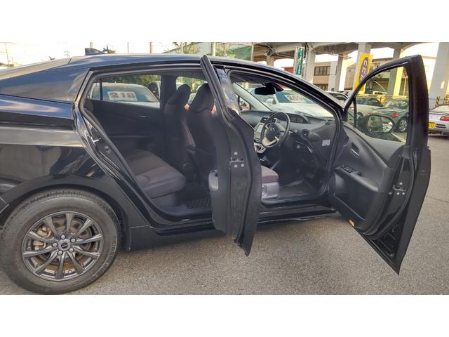 プリウス Sセーフティプラス メモリーナビ・フルセグ・CD/DVD再生・Bluetooth・バックカメラ・オートクルーズ・社外アルミ15インチ・LEDライト・フォグ・オートライト・オートハイビーム・スマートキー・プッシュスタート(44枚目)