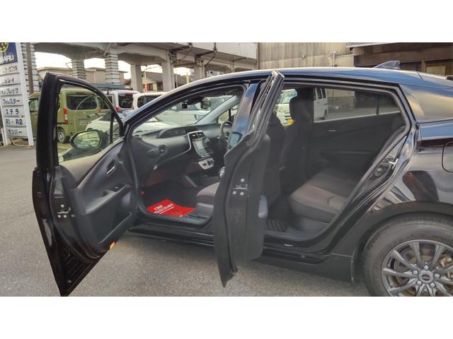 プリウス Sセーフティプラス メモリーナビ・フルセグ・CD/DVD再生・Bluetooth・バックカメラ・オートクルーズ・社外アルミ15インチ・LEDライト・フォグ・オートライト・オートハイビーム・スマートキー・プッシュスタート(49枚目)