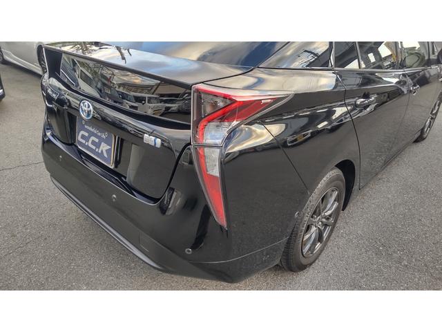 プリウス Sセーフティプラス メモリーナビ・フルセグ・CD/DVD再生・Bluetooth・バックカメラ・オートクルーズ・社外アルミ15インチ・LEDライト・フォグ・オートライト・オートハイビーム・スマートキー・プッシュスタート(61枚目)