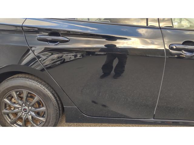 プリウス Sセーフティプラス メモリーナビ・フルセグ・CD/DVD再生・Bluetooth・バックカメラ・オートクルーズ・社外アルミ15インチ・LEDライト・フォグ・オートライト・オートハイビーム・スマートキー・プッシュスタート(69枚目)