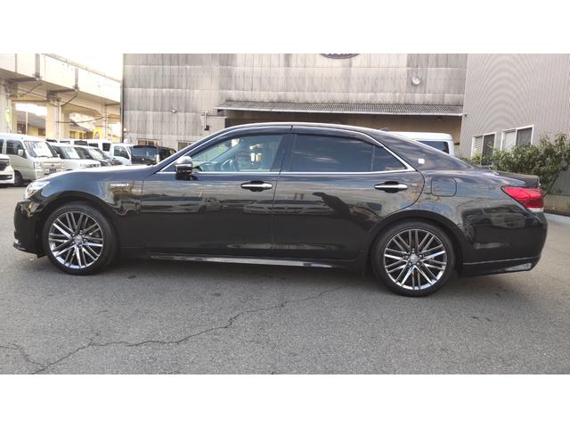 クラウンハイブリッド アスリートG HDDナビ・黒皮シート フルセグ・CD/DVD再生・Bluetooth・バックカメラ・ETC・ドラレコ・シートエアコン・シートヒーター・ハンドルヒーター・パワーシート・シートメモリー・HIDライト(5枚目)