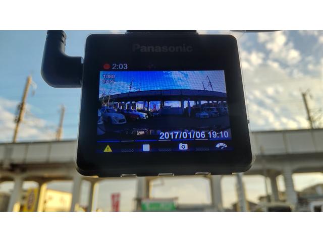 クラウンハイブリッド アスリートG HDDナビ・黒皮シート フルセグ・CD/DVD再生・Bluetooth・バックカメラ・ETC・ドラレコ・シートエアコン・シートヒーター・ハンドルヒーター・パワーシート・シートメモリー・HIDライト(11枚目)