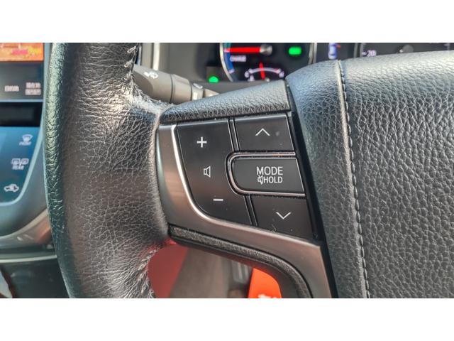 クラウンハイブリッド アスリートG HDDナビ・黒皮シート フルセグ・CD/DVD再生・Bluetooth・バックカメラ・ETC・ドラレコ・シートエアコン・シートヒーター・ハンドルヒーター・パワーシート・シートメモリー・HIDライト(14枚目)