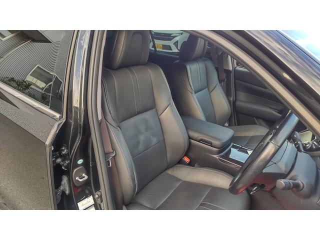 クラウンハイブリッド アスリートG HDDナビ・黒皮シート フルセグ・CD/DVD再生・Bluetooth・バックカメラ・ETC・ドラレコ・シートエアコン・シートヒーター・ハンドルヒーター・パワーシート・シートメモリー・HIDライト(21枚目)