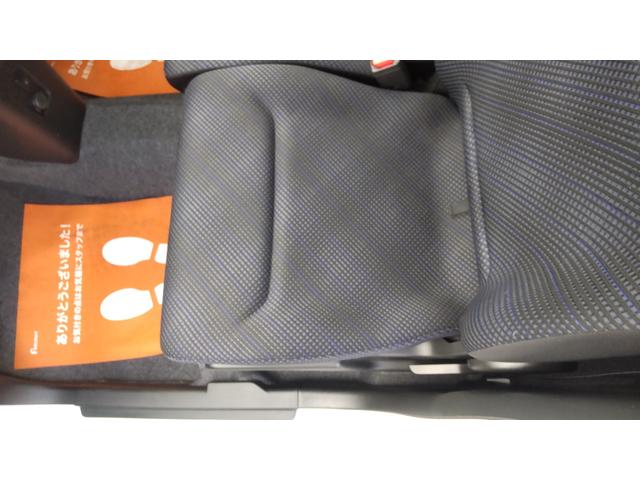 全車専門スタッフによる内装クリーニング、外装磨きを実施しており、見えない細かい部分まで気を使っております。是非、一度お客様自身の目で確かめて頂けたらと思います。