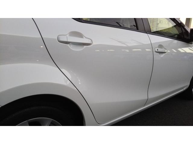 アクア Gブラックソフトレザーセレクション メモリーナビ・フルセグ・CD/DVD再生・Bluetooth・バックカメラ・ETC・LEDライト・フォグ・オートコーナーポール・スマートキー・プッシュスタート(63枚目)