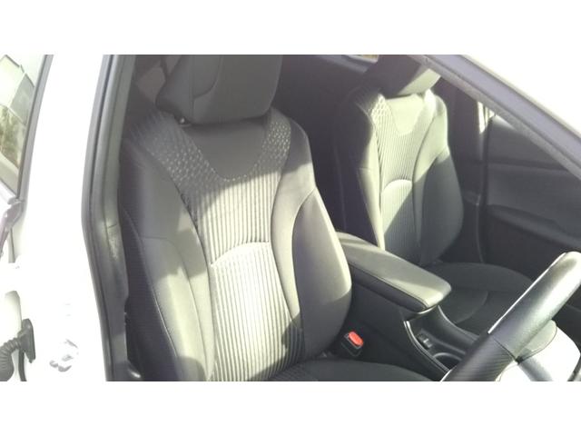 プリウス Ｓ　衝突被害軽減システム　９インチナビ・モデリスタエアロ・モデリスタアルミホイール・フルセグ・ＣＤ／ＤＶＤ再生・Ｂｌｕｅｔｏｏｔｈ・バックカメラ・ＥＴＣ・ドラレコ前後・ＬＥＤライト・フォグ・オートライト・オートハイビーム（19枚目）