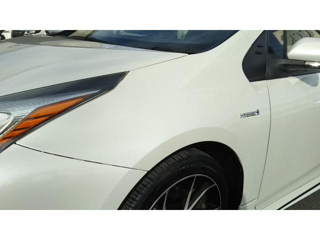 プリウス Ｓ　衝突被害軽減システム　９インチナビ・モデリスタエアロ・モデリスタアルミホイール・フルセグ・ＣＤ／ＤＶＤ再生・Ｂｌｕｅｔｏｏｔｈ・バックカメラ・ＥＴＣ・ドラレコ前後・ＬＥＤライト・フォグ・オートライト・オートハイビーム（49枚目）