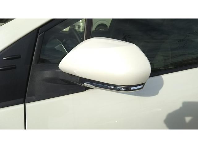 プリウス Ｓ　衝突被害軽減システム　９インチナビ・モデリスタエアロ・モデリスタアルミホイール・フルセグ・ＣＤ／ＤＶＤ再生・Ｂｌｕｅｔｏｏｔｈ・バックカメラ・ＥＴＣ・ドラレコ前後・ＬＥＤライト・フォグ・オートライト・オートハイビーム（50枚目）