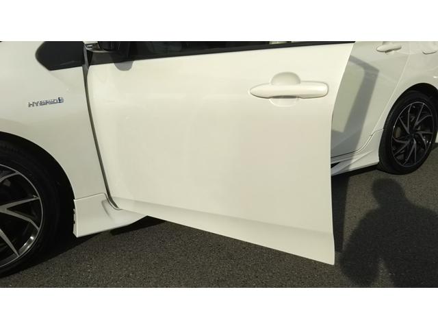 プリウス Ｓ　衝突被害軽減システム　９インチナビ・モデリスタエアロ・モデリスタアルミホイール・フルセグ・ＣＤ／ＤＶＤ再生・Ｂｌｕｅｔｏｏｔｈ・バックカメラ・ＥＴＣ・ドラレコ前後・ＬＥＤライト・フォグ・オートライト・オートハイビーム（51枚目）