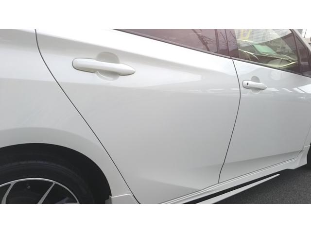 プリウス Ｓ　衝突被害軽減システム　９インチナビ・モデリスタエアロ・モデリスタアルミホイール・フルセグ・ＣＤ／ＤＶＤ再生・Ｂｌｕｅｔｏｏｔｈ・バックカメラ・ＥＴＣ・ドラレコ前後・ＬＥＤライト・フォグ・オートライト・オートハイビーム（63枚目）