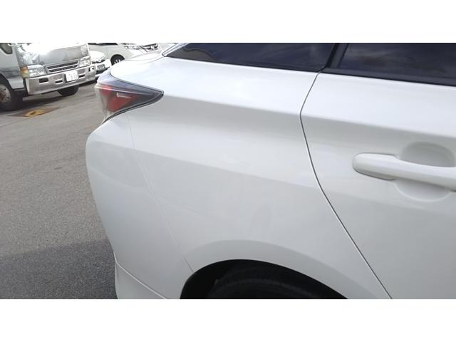 プリウス Ｓ　衝突被害軽減システム　９インチナビ・モデリスタエアロ・モデリスタアルミホイール・フルセグ・ＣＤ／ＤＶＤ再生・Ｂｌｕｅｔｏｏｔｈ・バックカメラ・ＥＴＣ・ドラレコ前後・ＬＥＤライト・フォグ・オートライト・オートハイビーム（64枚目）