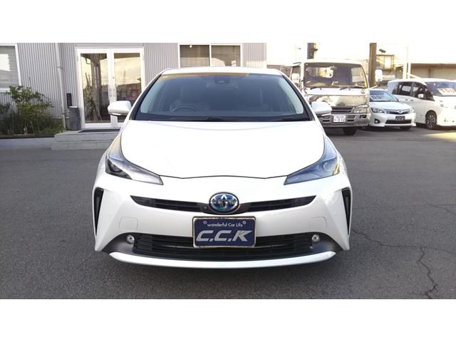 プリウス Ｓツーリングセレクション・ブラックエディション　９インチナビ・フルセグ・ＣＤ／ＤＶＤ再生・Ｂｌｕｅｔｏｏｔｈ・ＥＴＣ・全周囲カメラ・ドラレコ前後・衝突被害軽減システム・車線逸脱警報・１００Ｖ電源・レザー調シート・シートヒーター・ＬＥＤライト（2枚目）