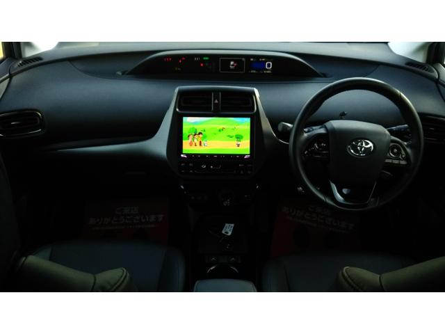 プリウス Ｓツーリングセレクション・ブラックエディション　９インチナビ・フルセグ・ＣＤ／ＤＶＤ再生・Ｂｌｕｅｔｏｏｔｈ・ＥＴＣ・全周囲カメラ・ドラレコ前後・衝突被害軽減システム・車線逸脱警報・１００Ｖ電源・レザー調シート・シートヒーター・ＬＥＤライト（6枚目）