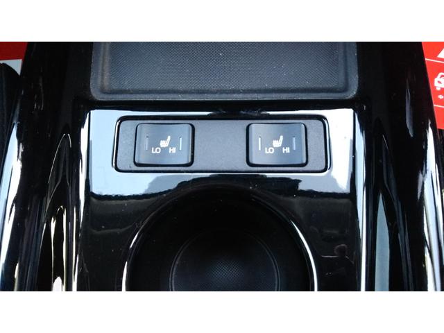 プリウス Ｓツーリングセレクション・ブラックエディション　９インチナビ・フルセグ・ＣＤ／ＤＶＤ再生・Ｂｌｕｅｔｏｏｔｈ・ＥＴＣ・全周囲カメラ・ドラレコ前後・衝突被害軽減システム・車線逸脱警報・１００Ｖ電源・レザー調シート・シートヒーター・ＬＥＤライト（14枚目）