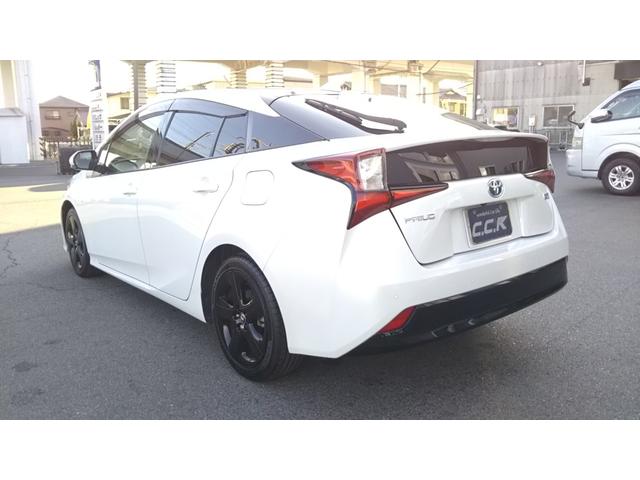 プリウス Ｓツーリングセレクション・ブラックエディション　９インチナビ・フルセグ・ＣＤ／ＤＶＤ再生・Ｂｌｕｅｔｏｏｔｈ・ＥＴＣ・全周囲カメラ・ドラレコ前後・衝突被害軽減システム・車線逸脱警報・１００Ｖ電源・レザー調シート・シートヒーター・ＬＥＤライト（35枚目）