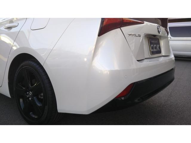 プリウス Ｓツーリングセレクション・ブラックエディション　９インチナビ・フルセグ・ＣＤ／ＤＶＤ再生・Ｂｌｕｅｔｏｏｔｈ・ＥＴＣ・全周囲カメラ・ドラレコ前後・衝突被害軽減システム・車線逸脱警報・１００Ｖ電源・レザー調シート・シートヒーター・ＬＥＤライト（42枚目）