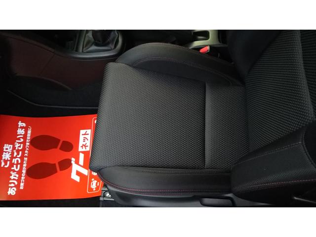 全車専門スタッフによる内装クリーニング、外装磨きを実施しており、見えない細かい部分まで気を使っております。是非、一度お客様自身の目で確かめて頂けたらと思います。