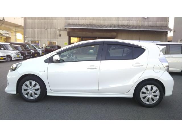 アクア Ｇ　モデリスタエアロ　メモリーナビ・フルセグ・ＣＤ／ＤＶＤ再生・Ｂｌｕｅｔｏｏｔｈ・ＥＴＣ・バックカメラ・コーナーセンサー・ＨＩＤライト・フォグオートライト・スマートキー・プッシュスタート（5枚目）