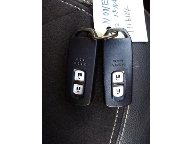 Ｎ－ＯＮＥ プレミアム　８インチギャザーズ・フルセグ・ＣＤ／ＤＶＤ再生・Ｂｌｕｅｔｏｏｔｈ・バックカメラ・ドラレコ・シートヒーター・オートクルーズ・コーナーセンサー・ＬＥＤライト・フォグ・オートライト・スマートキー（15枚目）