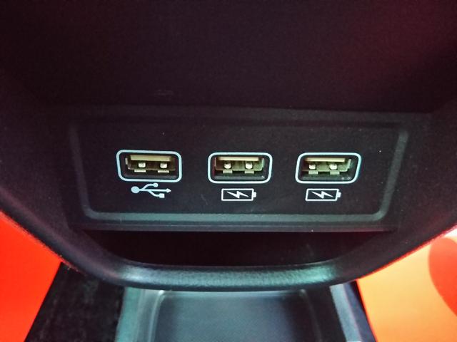 Ｎ－ＯＮＥ プレミアム　８インチギャザーズ・フルセグ・ＣＤ／ＤＶＤ再生・Ｂｌｕｅｔｏｏｔｈ・バックカメラ・ドラレコ・シートヒーター・オートクルーズ・コーナーセンサー・ＬＥＤライト・フォグ・オートライト・スマートキー（19枚目）