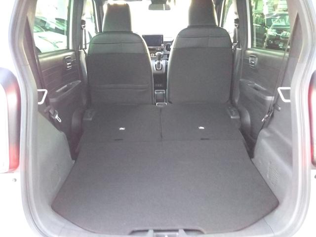 Ｎ－ＯＮＥ プレミアム　８インチギャザーズ・フルセグ・ＣＤ／ＤＶＤ再生・Ｂｌｕｅｔｏｏｔｈ・バックカメラ・ドラレコ・シートヒーター・オートクルーズ・コーナーセンサー・ＬＥＤライト・フォグ・オートライト・スマートキー（33枚目）