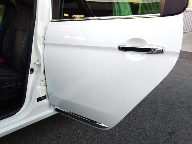 Ｎ－ＯＮＥ プレミアム　８インチギャザーズ・フルセグ・ＣＤ／ＤＶＤ再生・Ｂｌｕｅｔｏｏｔｈ・バックカメラ・ドラレコ・シートヒーター・オートクルーズ・コーナーセンサー・ＬＥＤライト・フォグ・オートライト・スマートキー（57枚目）