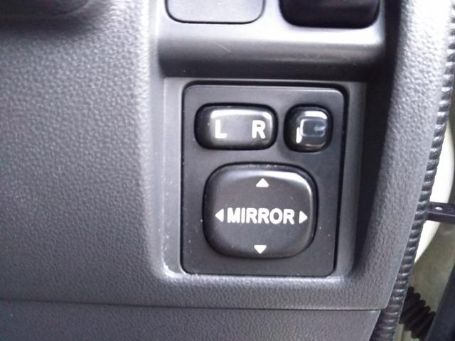 ハイゼットカーゴ クルーズ　ハイルーフ　メモリーナビ・フルセグ・ＣＤ／ＤＶＤ再生・Ｂｌｕｅｔｏｏｔｈ・バックカメラ・ＥＴＣ・キーレス・社外アルミ（13枚目）