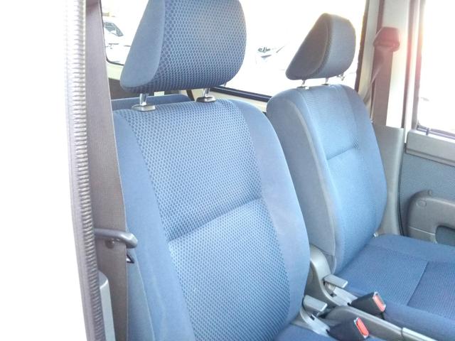 ハイゼットカーゴ クルーズ　ハイルーフ　メモリーナビ・フルセグ・ＣＤ／ＤＶＤ再生・Ｂｌｕｅｔｏｏｔｈ・バックカメラ・ＥＴＣ・キーレス・社外アルミ（17枚目）