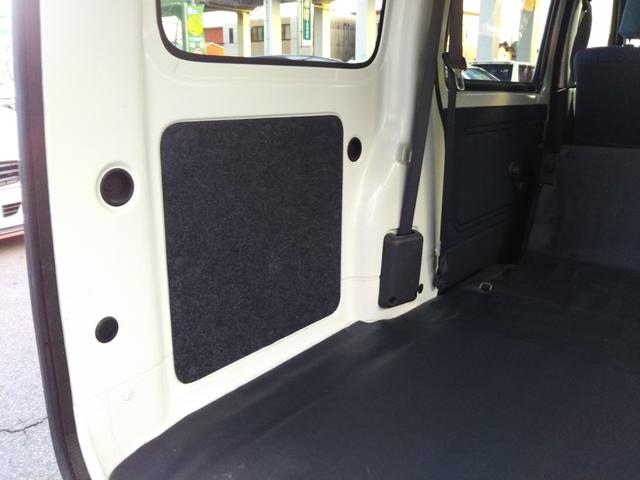 ハイゼットカーゴ クルーズ　ハイルーフ　メモリーナビ・フルセグ・ＣＤ／ＤＶＤ再生・Ｂｌｕｅｔｏｏｔｈ・バックカメラ・ＥＴＣ・キーレス・社外アルミ（30枚目）