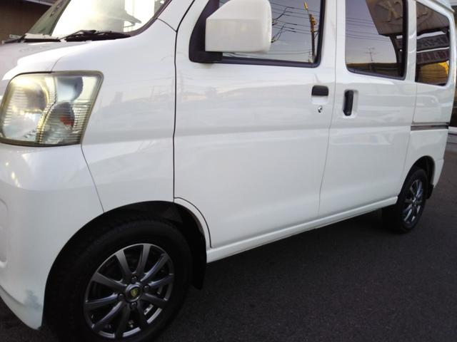 ハイゼットカーゴ クルーズ　ハイルーフ　メモリーナビ・フルセグ・ＣＤ／ＤＶＤ再生・Ｂｌｕｅｔｏｏｔｈ・バックカメラ・ＥＴＣ・キーレス・社外アルミ（57枚目）