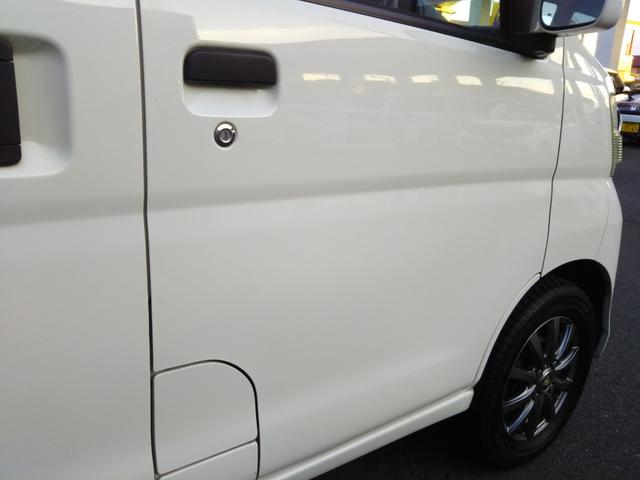 ハイゼットカーゴ クルーズ　ハイルーフ　メモリーナビ・フルセグ・ＣＤ／ＤＶＤ再生・Ｂｌｕｅｔｏｏｔｈ・バックカメラ・ＥＴＣ・キーレス・社外アルミ（63枚目）