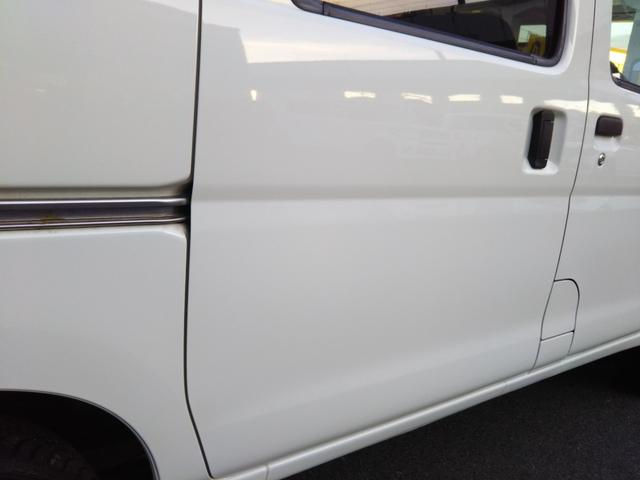 ハイゼットカーゴ クルーズ　ハイルーフ　メモリーナビ・フルセグ・ＣＤ／ＤＶＤ再生・Ｂｌｕｅｔｏｏｔｈ・バックカメラ・ＥＴＣ・キーレス・社外アルミ（65枚目）