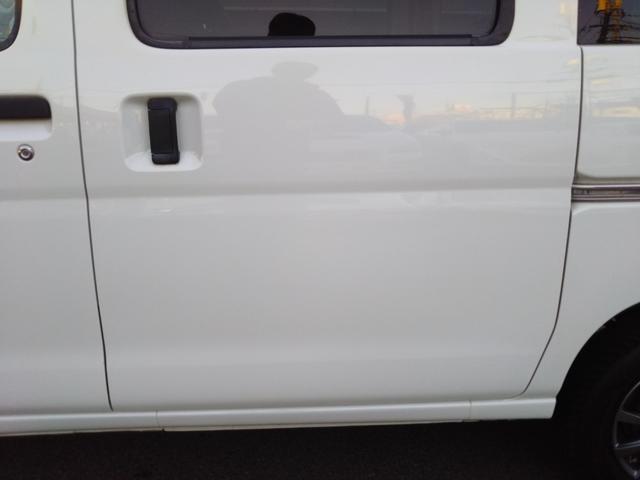 ハイゼットカーゴ クルーズ　ハイルーフ　メモリーナビ・フルセグ・ＣＤ／ＤＶＤ再生・Ｂｌｕｅｔｏｏｔｈ・バックカメラ・ＥＴＣ・キーレス・社外アルミ（77枚目）